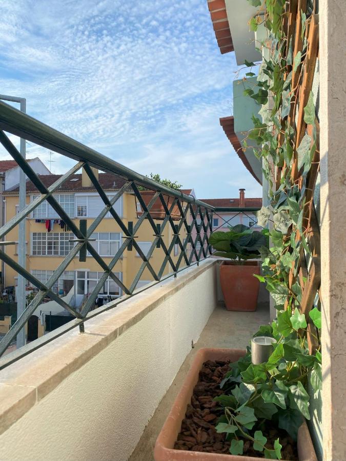 Lisbon, Renovated T2 Apartment Portas De Benfica Amadora Eksteriør billede