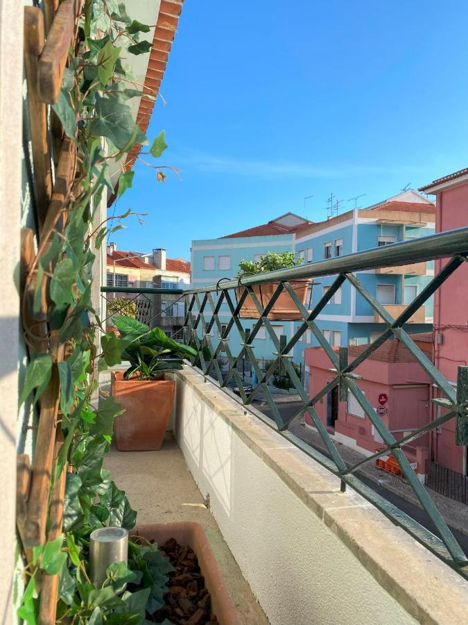 Lisbon, Renovated T2 Apartment Portas De Benfica Amadora Eksteriør billede