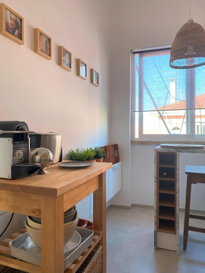 Lisbon, Renovated T2 Apartment Portas De Benfica Amadora Eksteriør billede